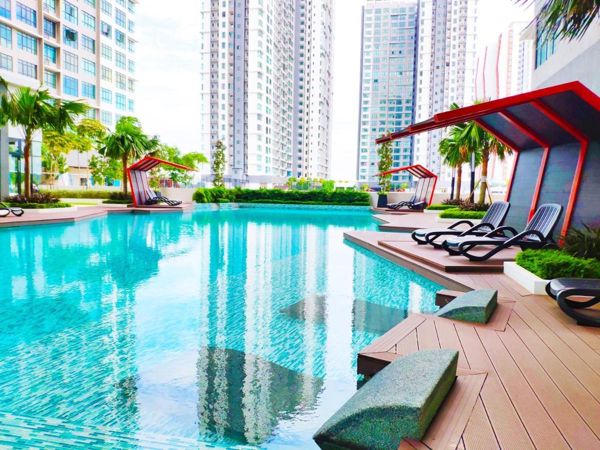 Netflix# Conezion Ioi Resort City By Salaam Suites Putrajaya Dış mekan fotoğraf