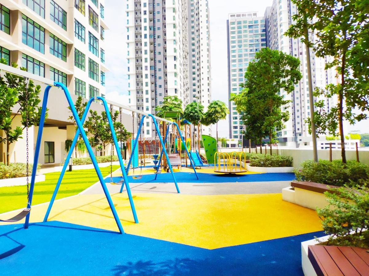 Netflix# Conezion Ioi Resort City By Salaam Suites Putrajaya Dış mekan fotoğraf
