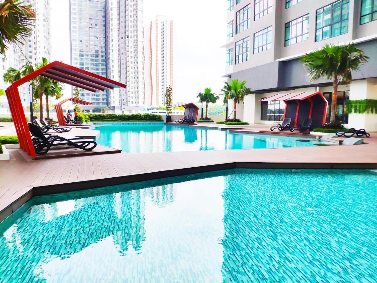 Netflix# Conezion Ioi Resort City By Salaam Suites Putrajaya Dış mekan fotoğraf