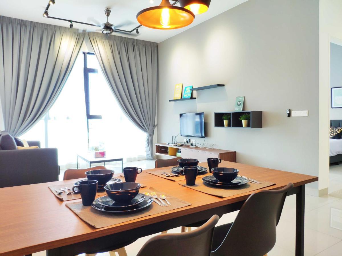Netflix# Conezion Ioi Resort City By Salaam Suites Putrajaya Dış mekan fotoğraf