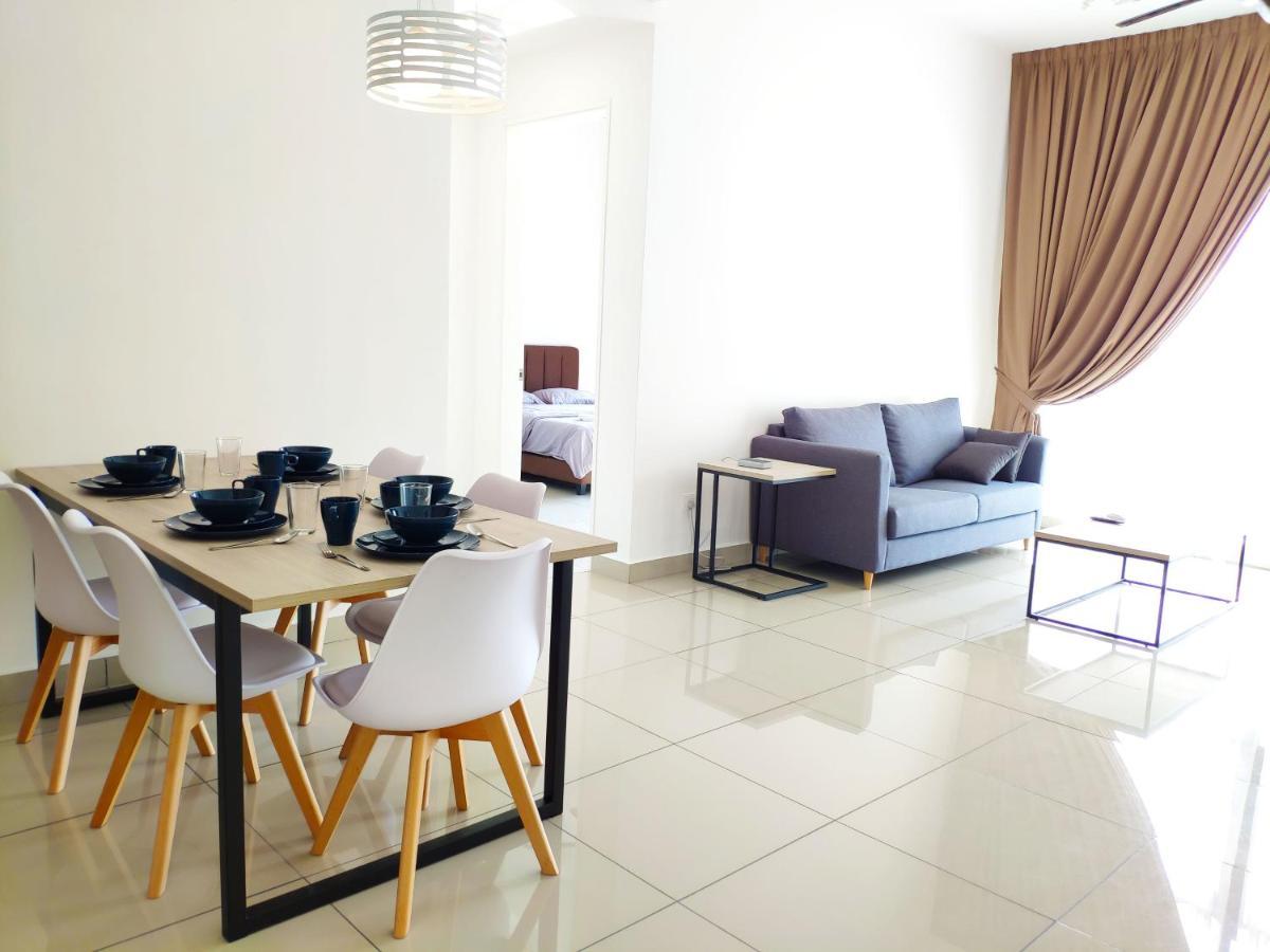 Netflix# Conezion Ioi Resort City By Salaam Suites Putrajaya Dış mekan fotoğraf