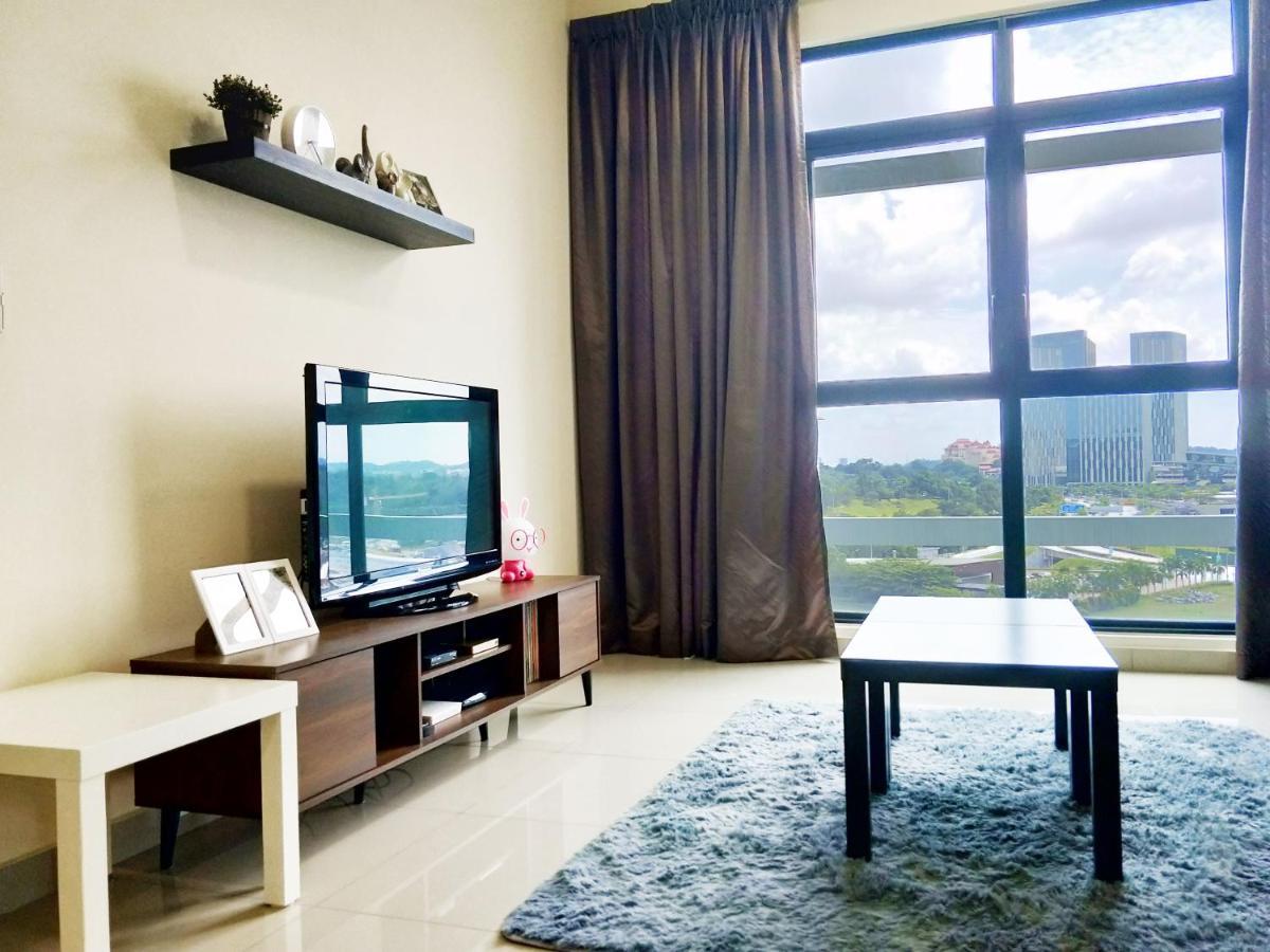Netflix# Conezion Ioi Resort City By Salaam Suites Putrajaya Dış mekan fotoğraf