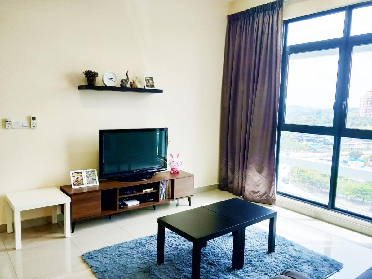 Netflix# Conezion Ioi Resort City By Salaam Suites Putrajaya Dış mekan fotoğraf